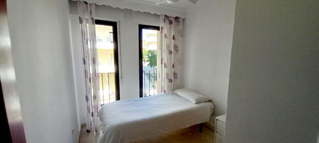 Centro Playa De Sabinillas Manilva ซานลุยส์ เดอ ซาบีนียัส ภายนอก รูปภาพ